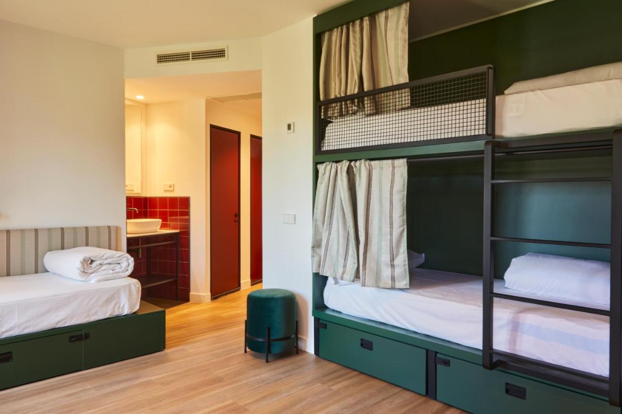 Latroupe Prado Hostel Madrid Exteriér fotografie