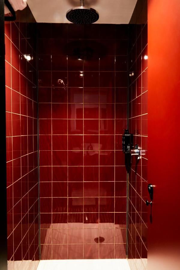 Latroupe Prado Hostel Madrid Exteriér fotografie